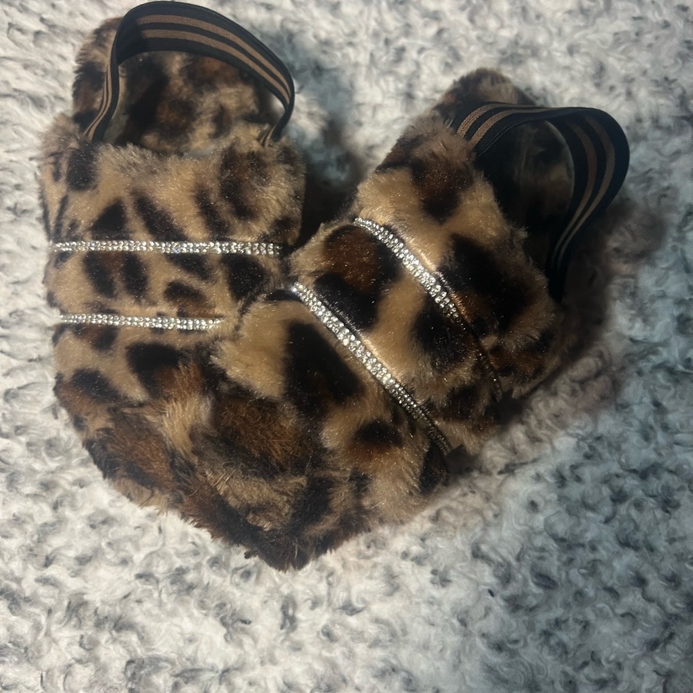 Juicy Couture Brown and Black Slippers Cozy Comfort
